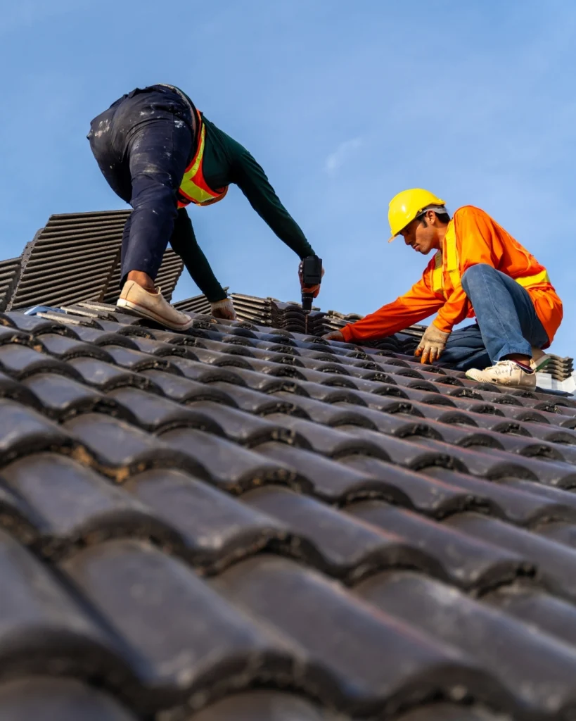 Topline Roofing professional roofer in Orlando Florida
