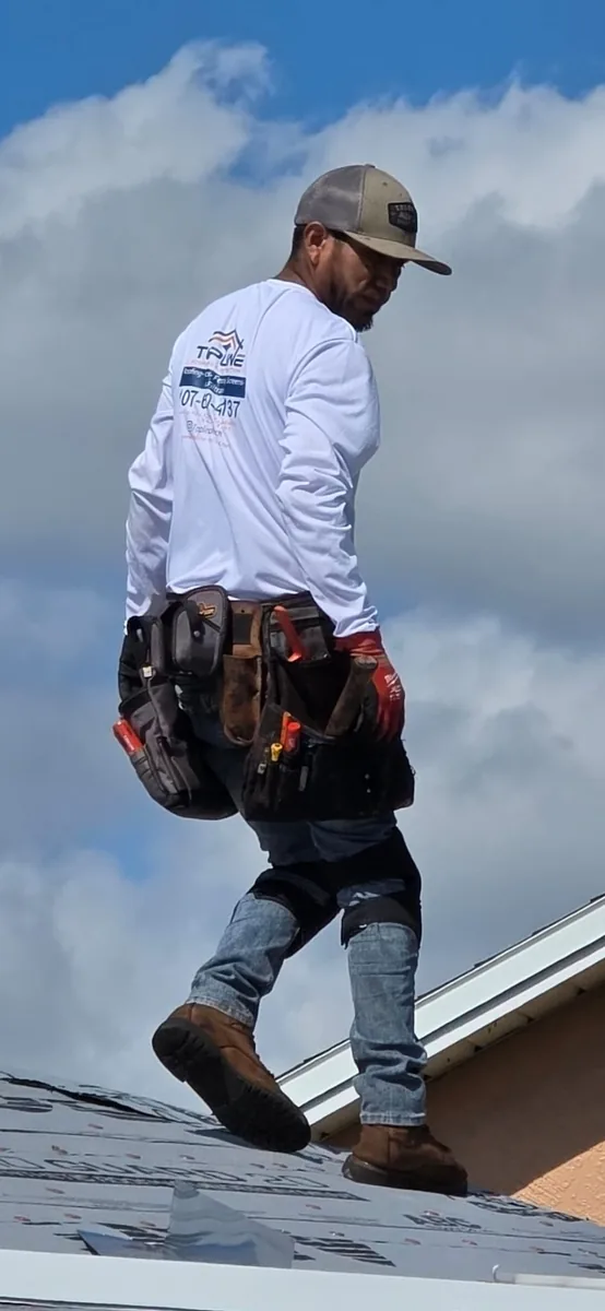Topline Roofing professional roofer in Orlando Florida